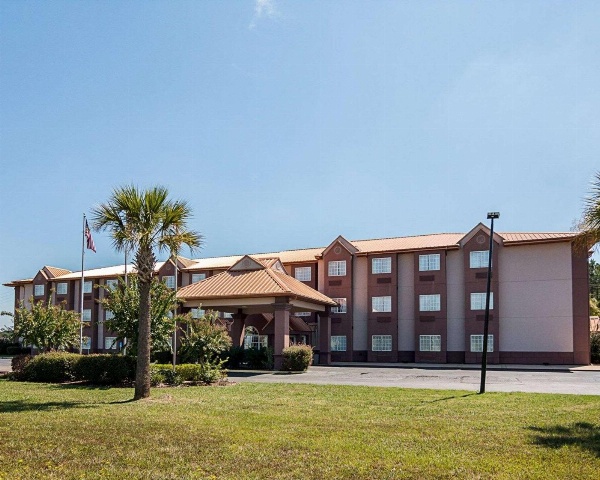 Econo Lodge Inn & Suites Natchitoches Main image