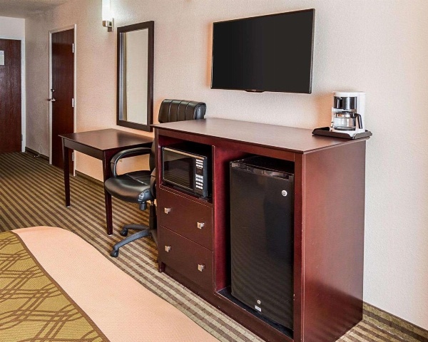 Econo Lodge Inn & Suites Natchitoches image 7